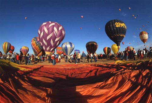 Alberquerque-ballon-fiestaw
