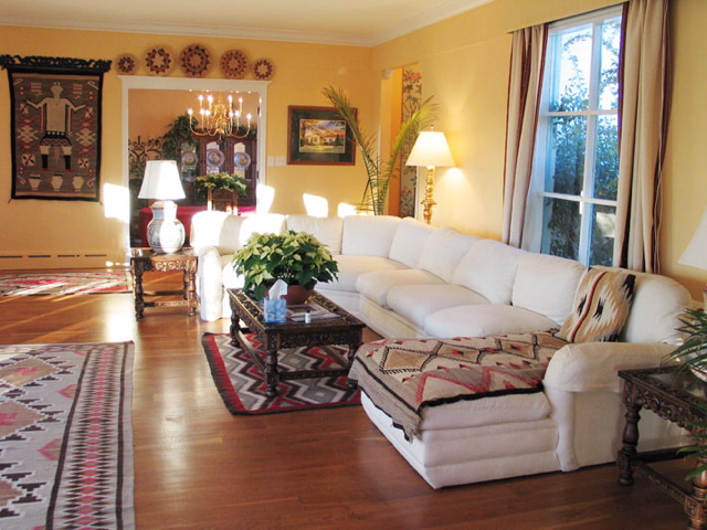 Casablanca-sitting-room