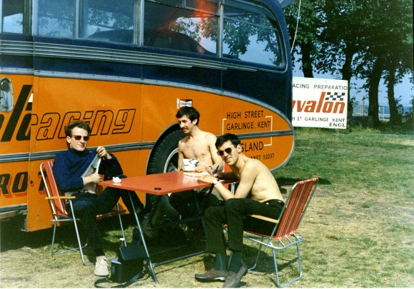 Tim Hammond, Adrian Saunders