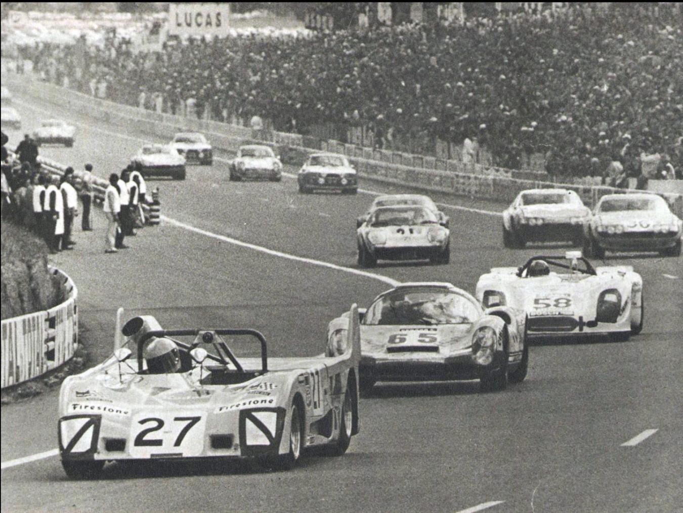 Lola leading Porsche